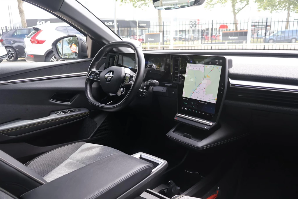 Renault Megane E-Tech – foto 12