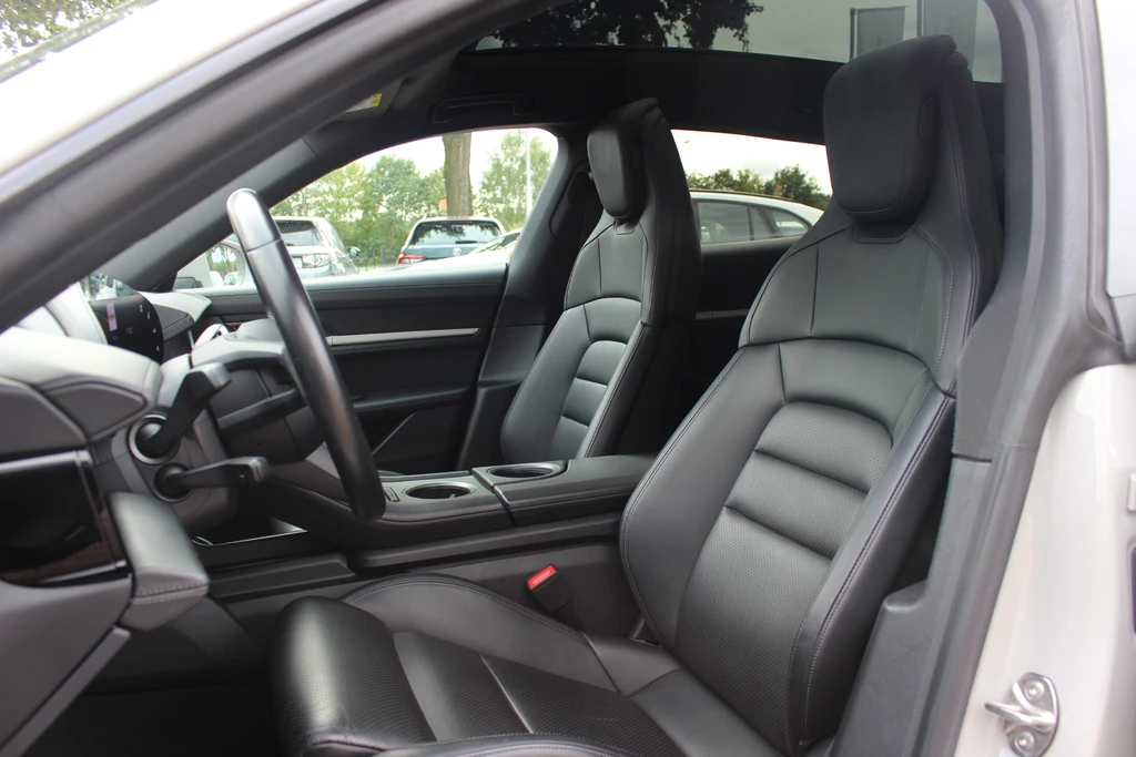 Porsche Taycan – foto 11