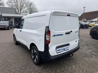 Ford E-Transit Courier – thumbnail 3