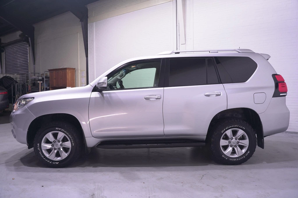 Toyota Land Cruiser – foto 2