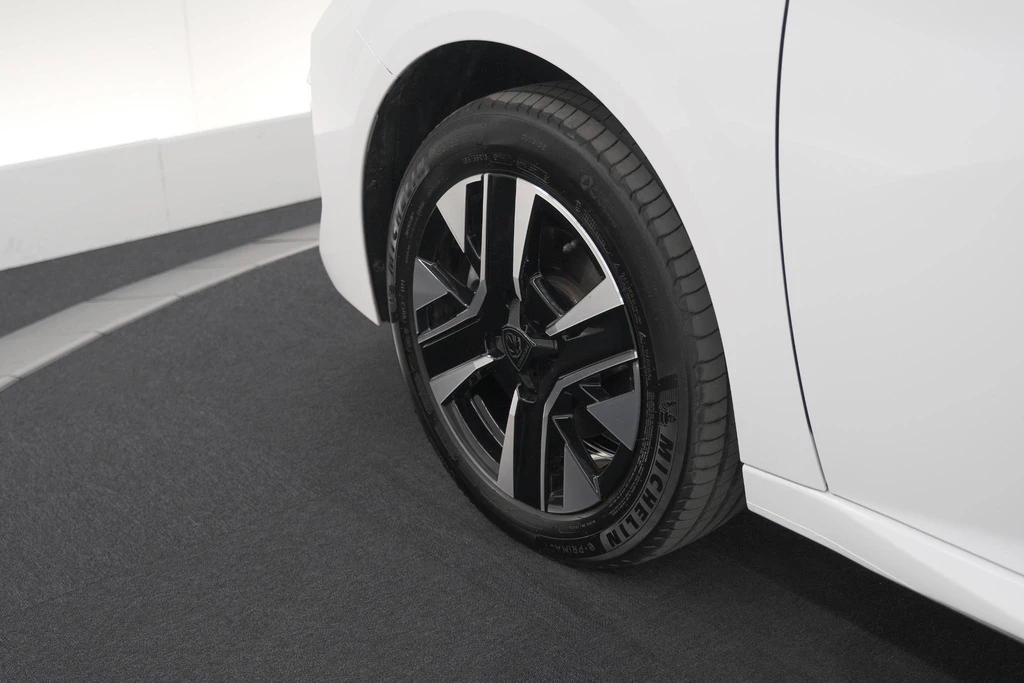 Peugeot e-208 – foto 26