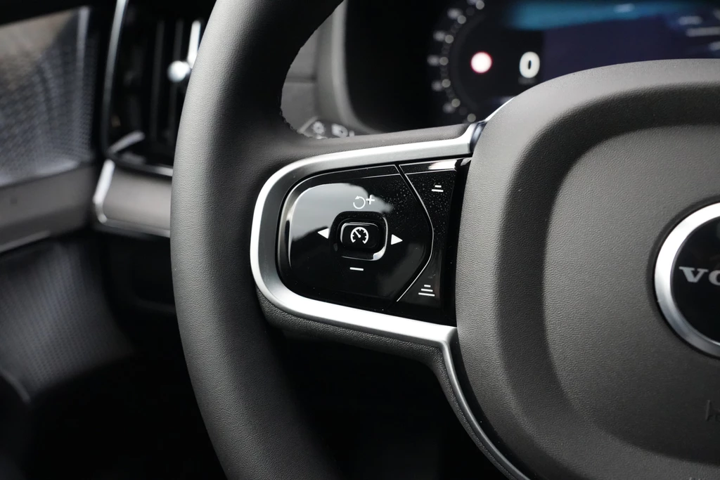 Volvo XC90 – foto 18
