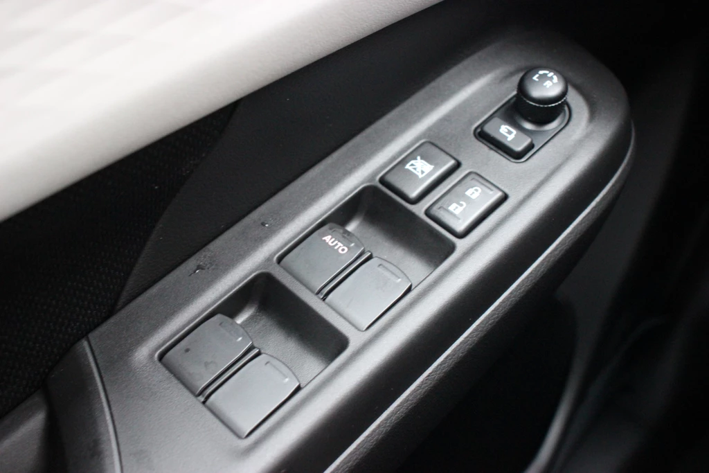 Suzuki Swift – foto 15