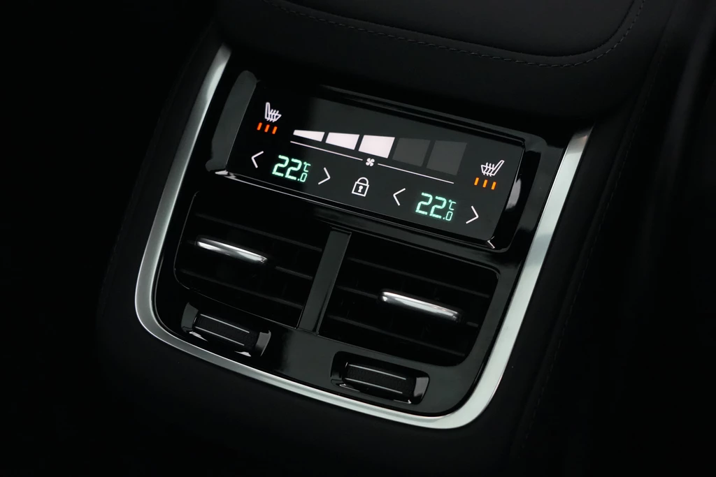 Volvo XC90 – foto 30