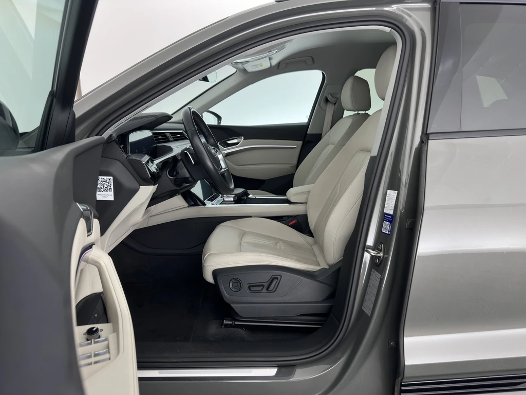 Audi Q8 e-tron – foto 9