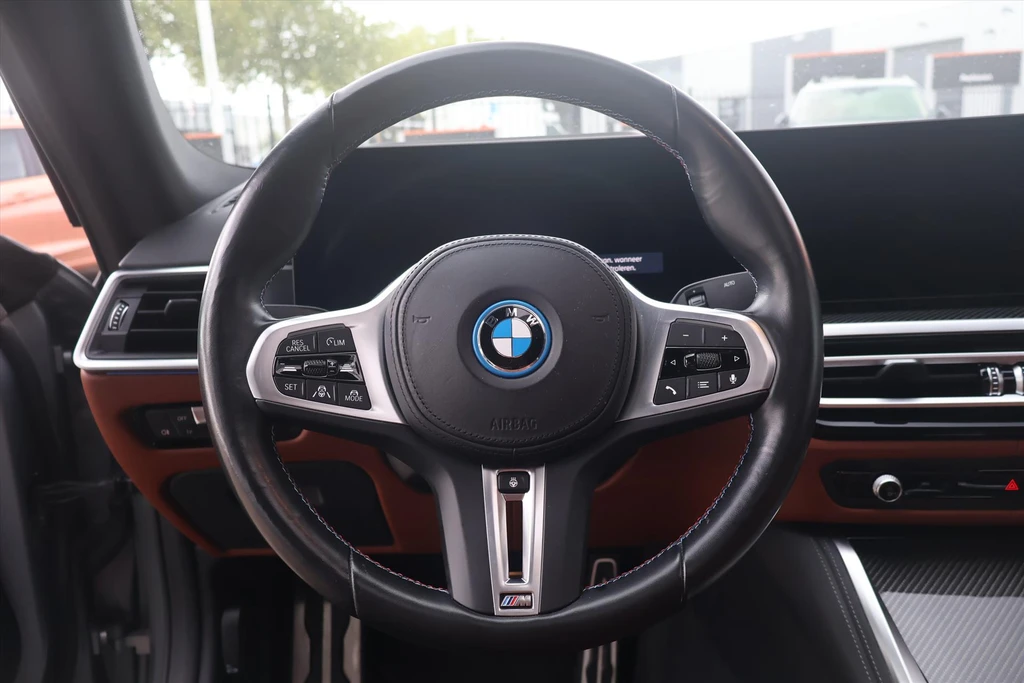 BMW i4 – foto 30