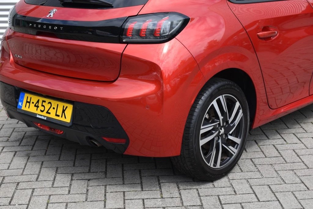Peugeot 208 – foto 8