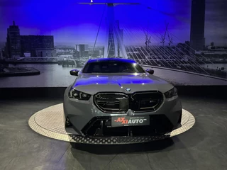 BMW M5 – thumbnail 20
