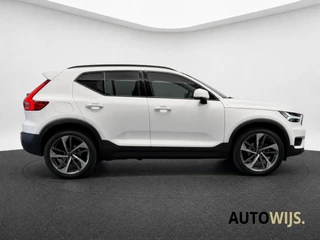 Volvo XC40 – thumbnail 6