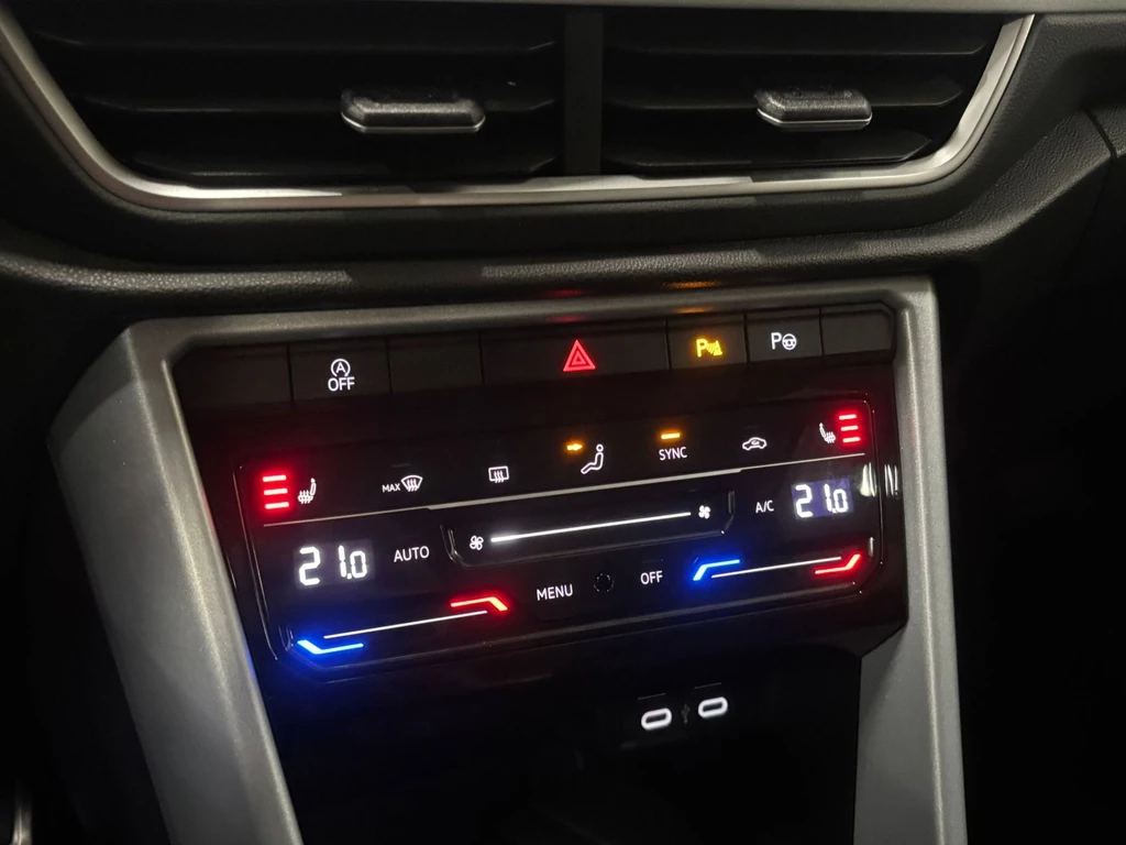 Volkswagen T-Roc – foto 17