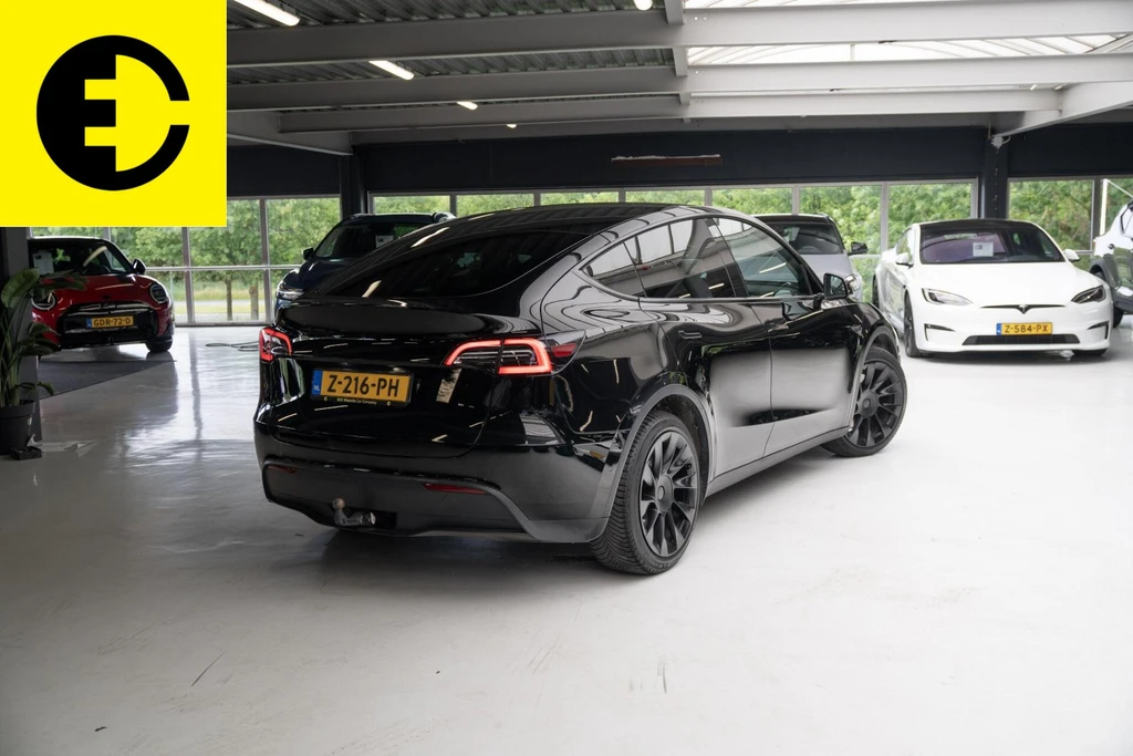 Tesla Model Y – foto 8
