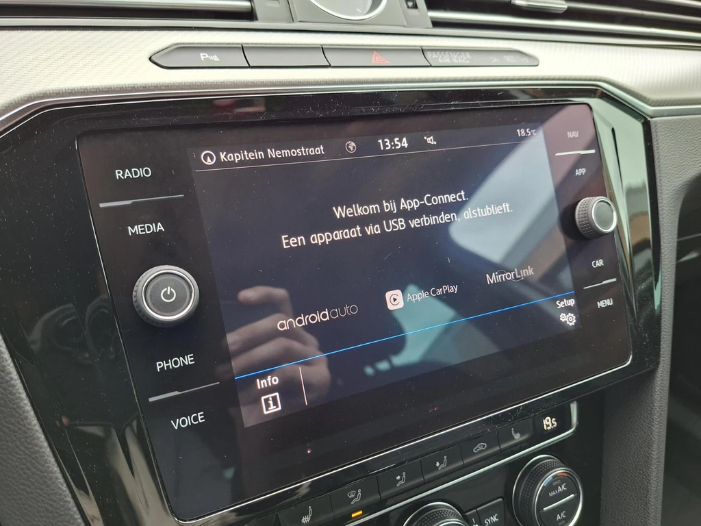 Volkswagen Passat – foto 24