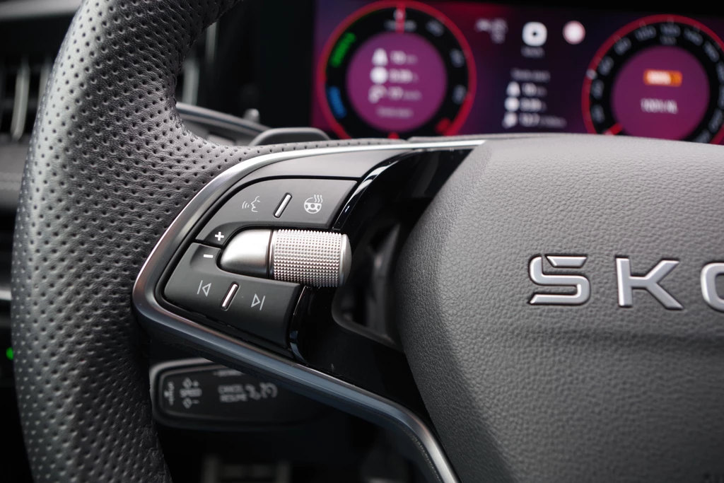 Škoda Superb – foto 15