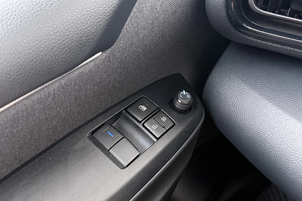 Toyota Yaris – foto 16