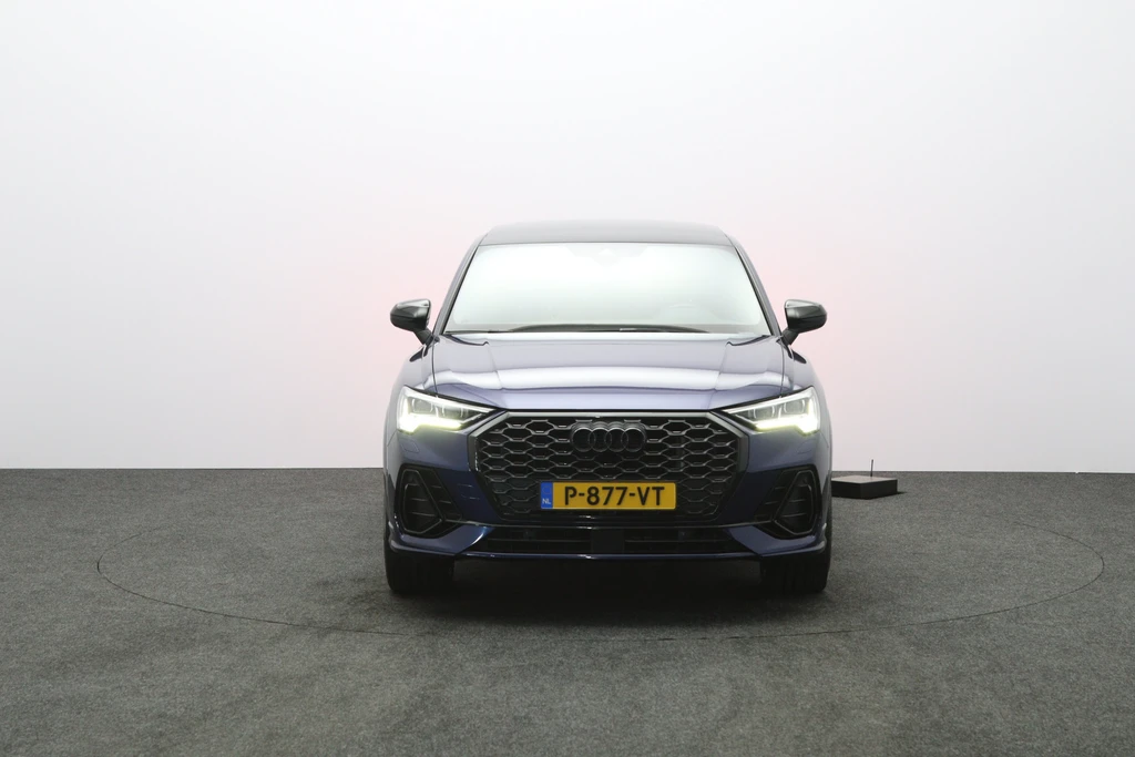 Audi Q3 – foto 8