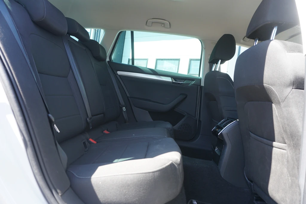 Škoda Superb – foto 15