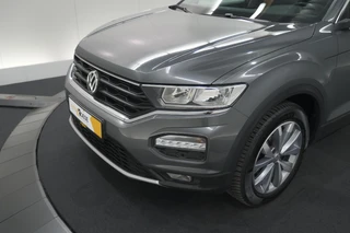 Volkswagen T-Roc – thumbnail 1