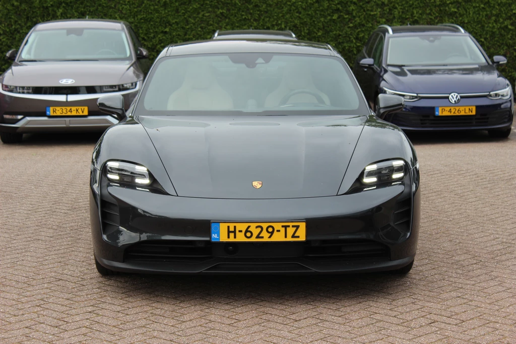 Porsche Taycan – foto 7