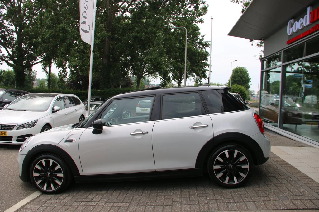 MINI 5-deurs – foto 2