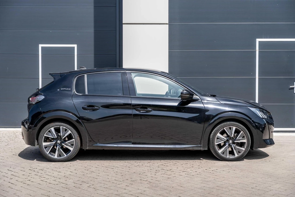 Peugeot 208 – foto 6