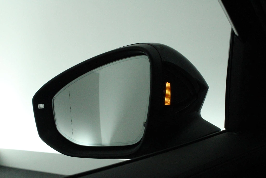 Volkswagen Passat – foto 13