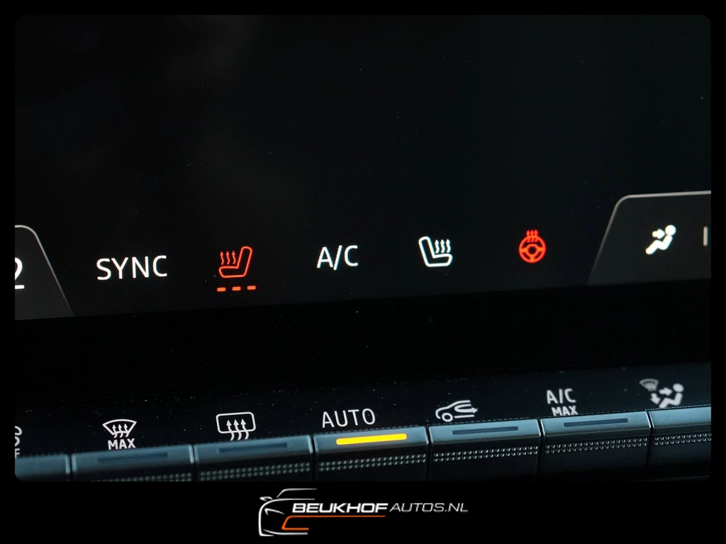 Renault Megane E-Tech – foto 16