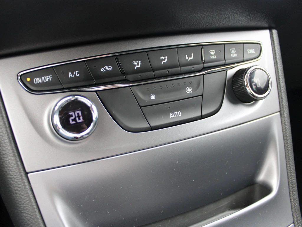 Opel Astra – foto 9