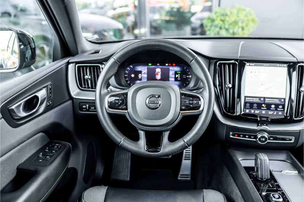 Volvo XC60 – foto 16