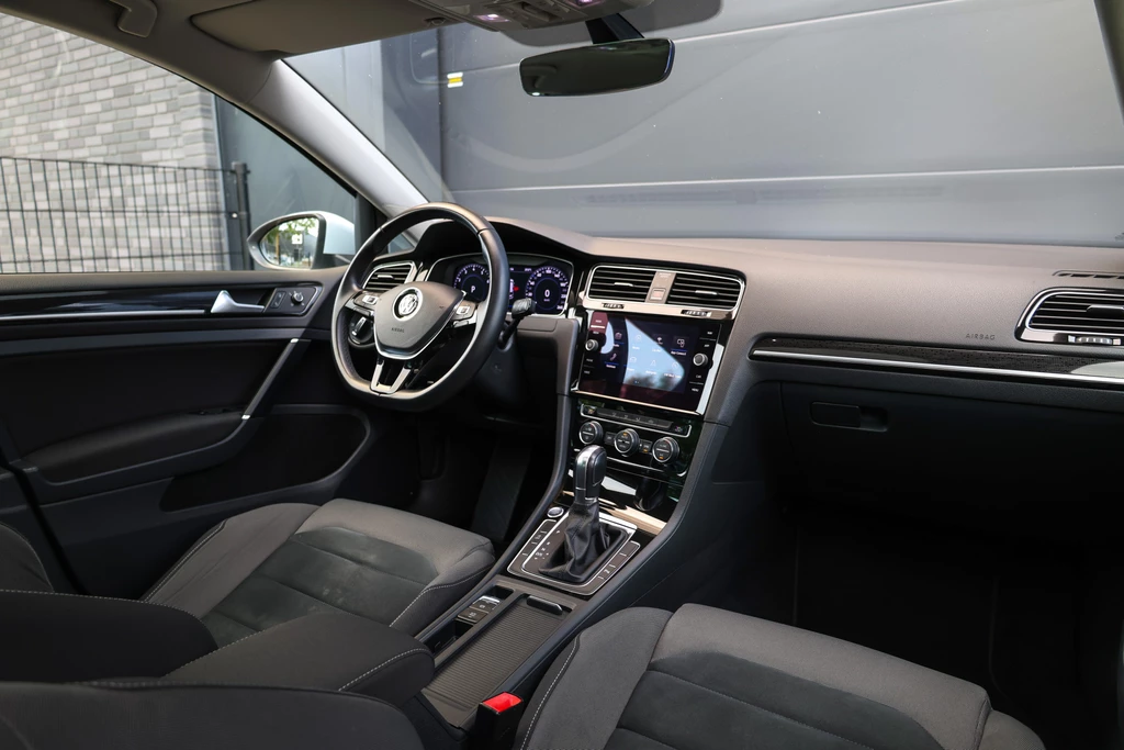 Volkswagen Golf – foto 28