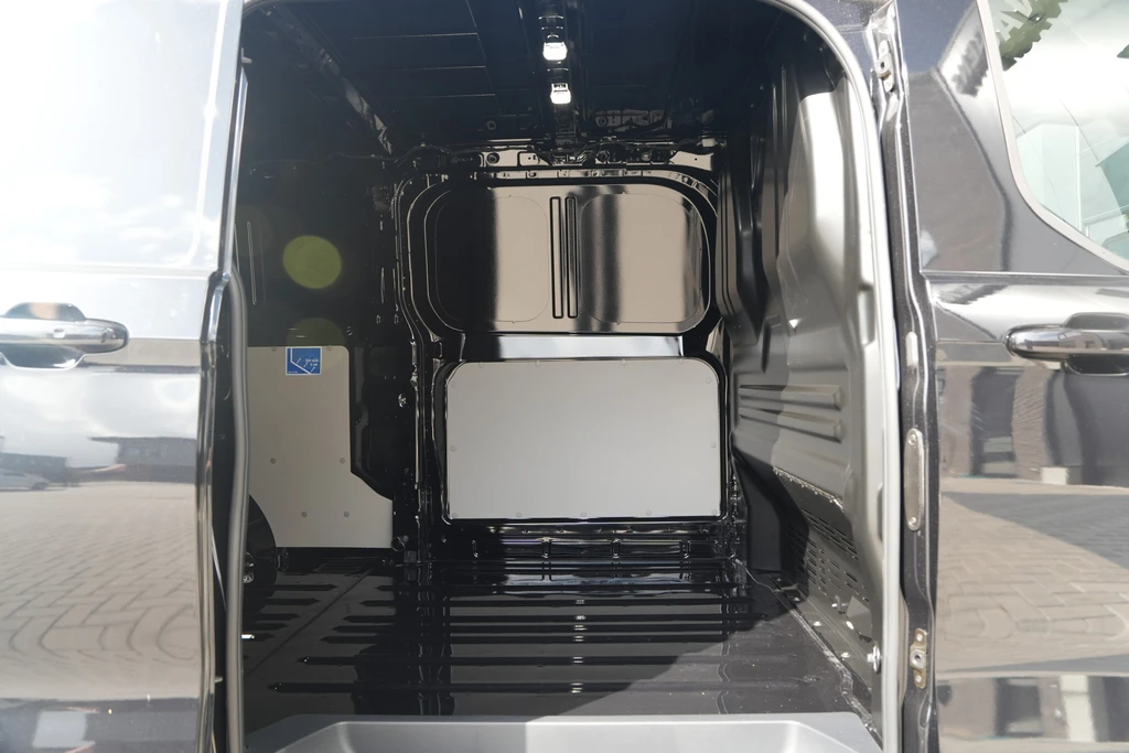 Ford E-Transit Custom – foto 15