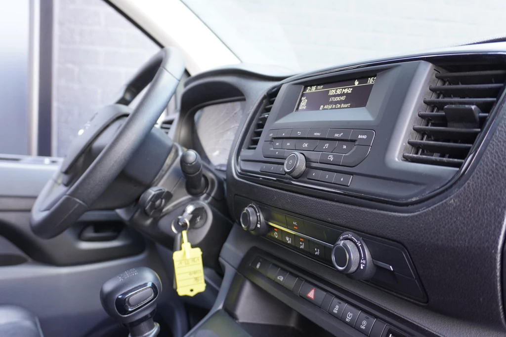 Opel Vivaro – foto 5