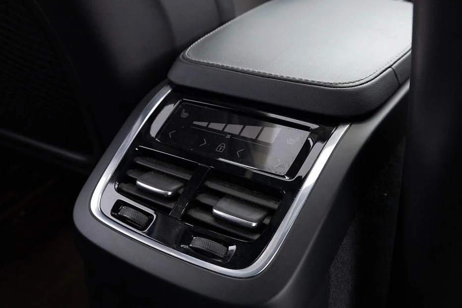 Volvo XC90 – foto 21