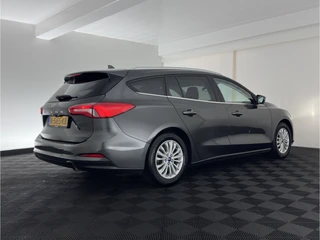 Ford Focus – thumbnail 4