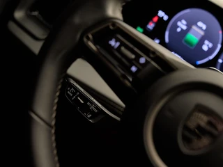 Porsche Cayenne – thumbnail 26