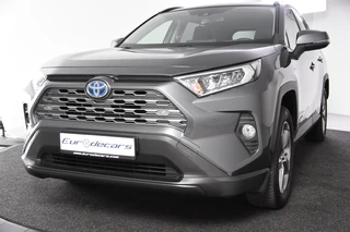 Toyota RAV4 – thumbnail 4