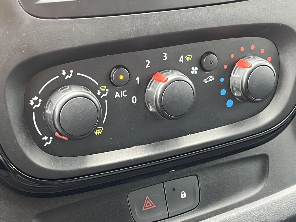 Opel Vivaro – foto 20
