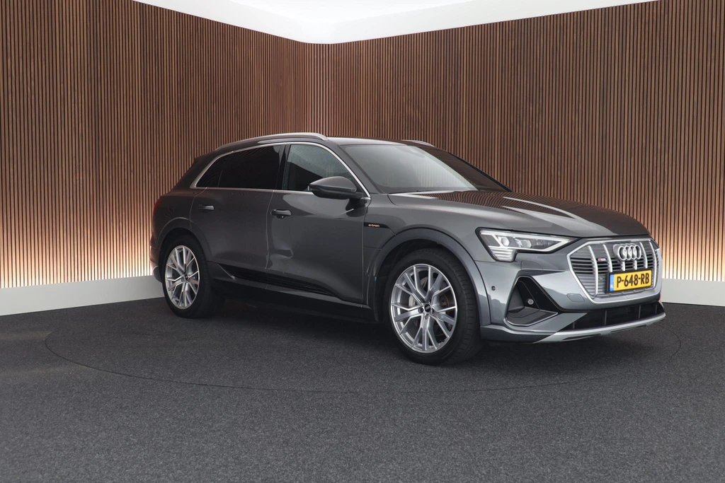 Audi e-tron – foto 6