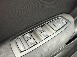 Renault Megane E-Tech – thumbnail 14
