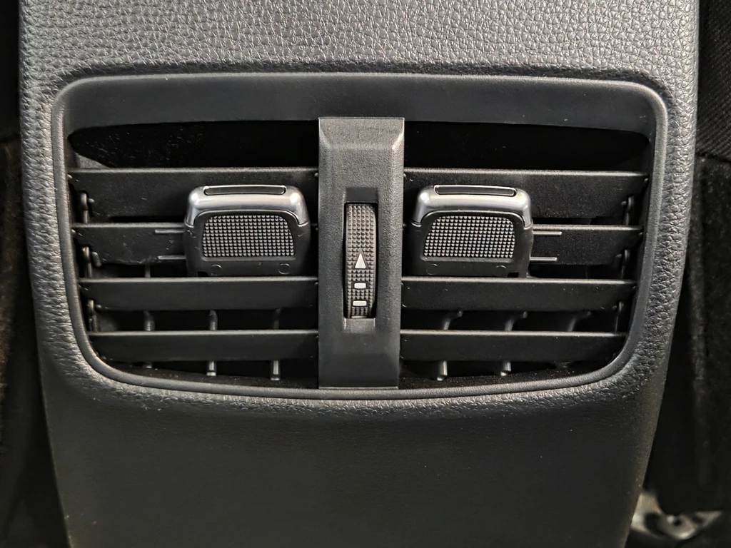 Toyota Corolla Touring Sports – foto 22