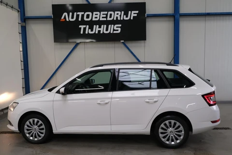 Skoda Fabia Combi 1.0 TSI Ambition - N.A.P. Airco, Cruise, Navi, PDC, Carplay.