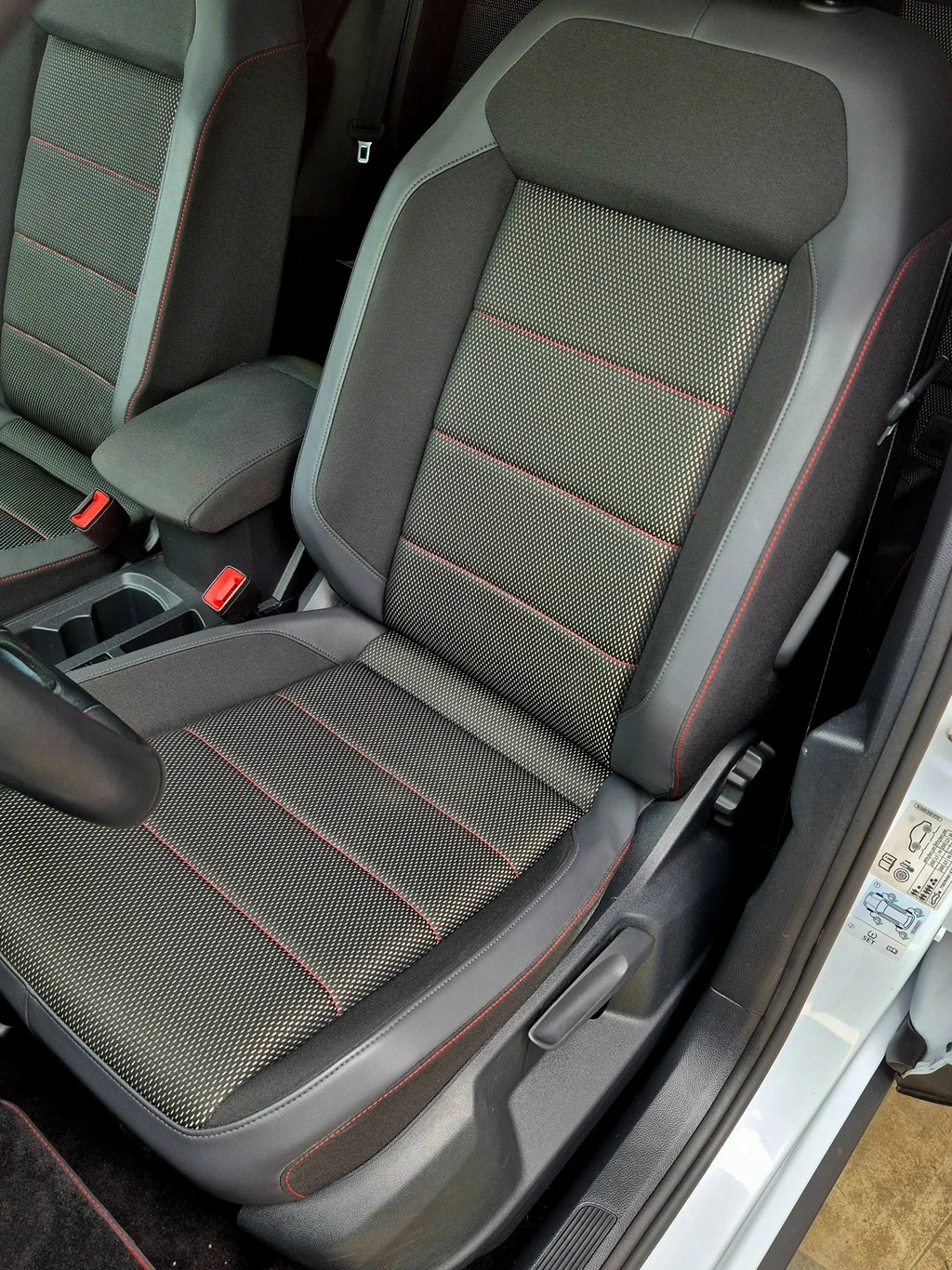 Volkswagen T-Roc – foto 44