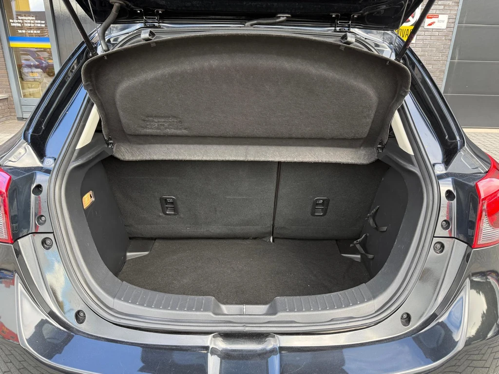Mazda 2 – foto 12
