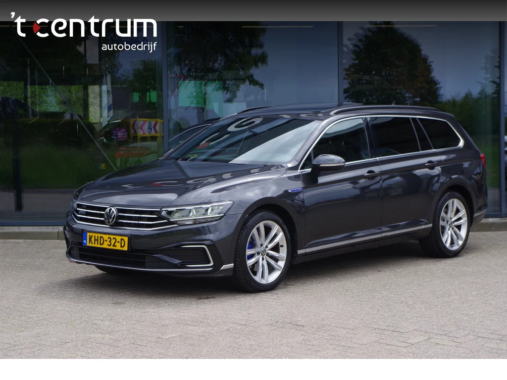 Volkswagen Passat – foto 1