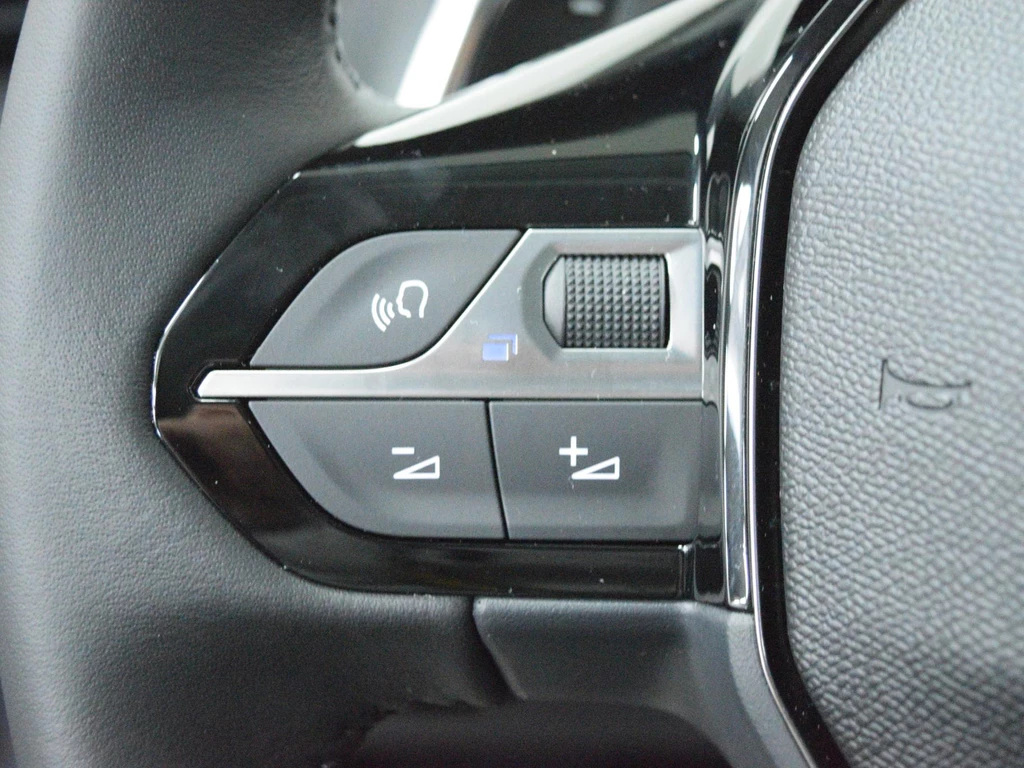 Peugeot 208 – foto 23