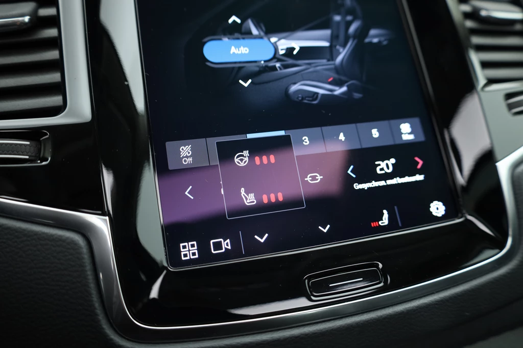 Volvo XC90 – foto 29