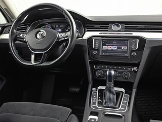 Volkswagen Passat – thumbnail 8
