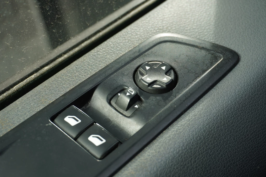 Opel Vivaro – foto 15