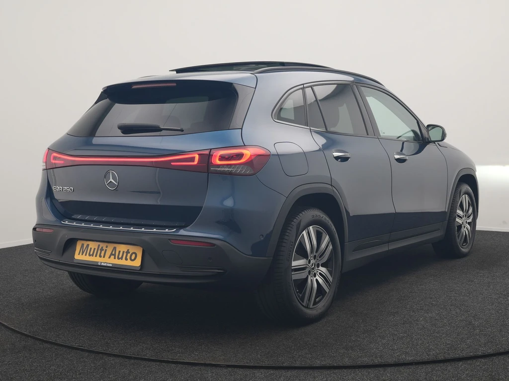 Mercedes-Benz EQA – foto 7