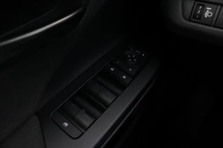 Toyota C-HR – thumbnail 14