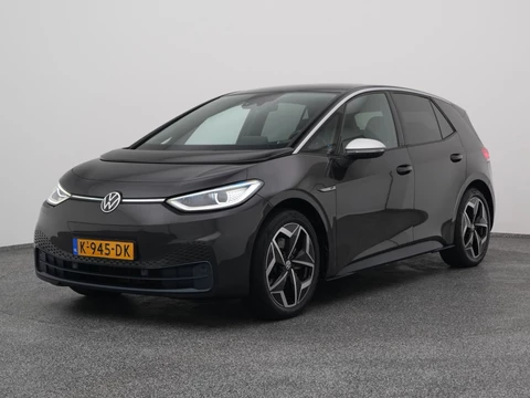 Volkswagen ID.3 First Plus 58 kWh | CAMERA | ADAPTIVE | STOEL- EN STUURVERW.